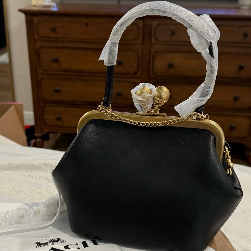Coach Kisslock Black 1969 Limited Edition Bag - Picture 3 of 11